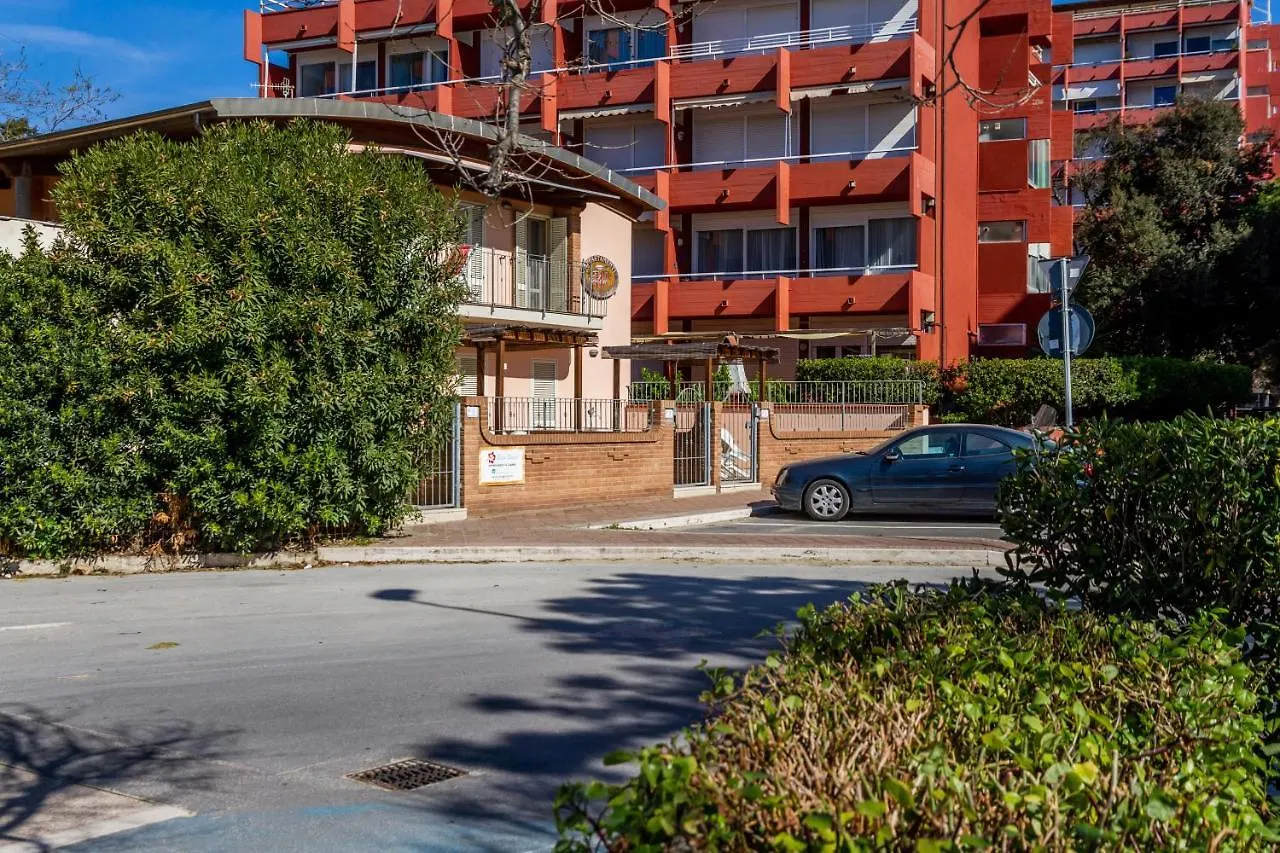 Aria Apartment Follonica Italy